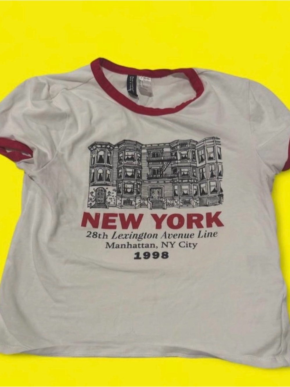 H&M White & Red New York Graphic Ringer Tee size small